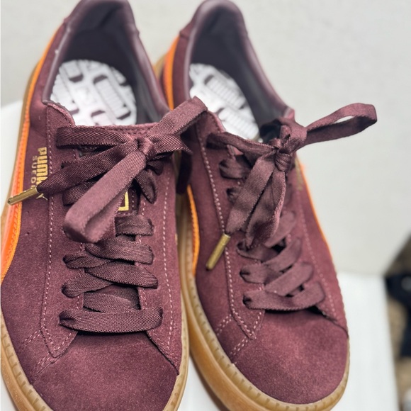 Puma Burgundy and White Sneakers - Picture 2 of 6